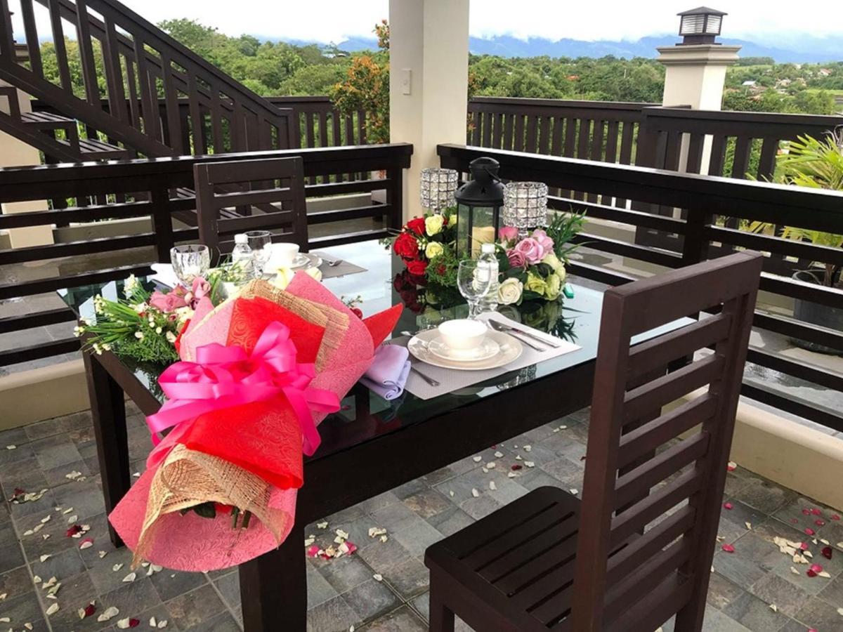 Villa Esmeralda Bryan'S Resort Hotel And Restaurant Palayan City Exteriör bild